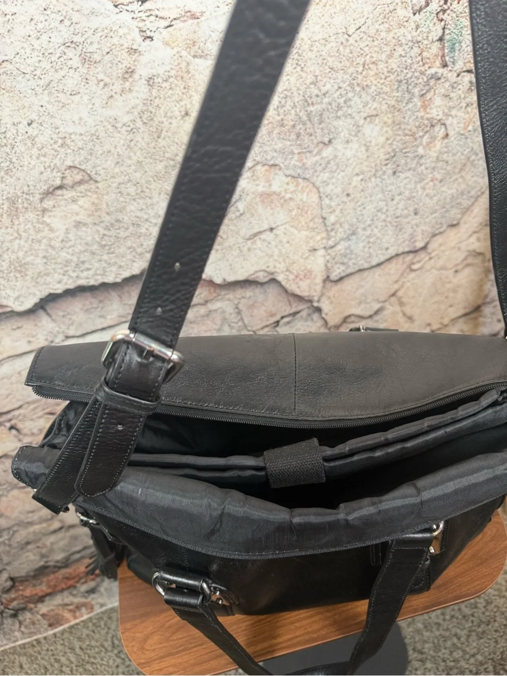 WILSON LEATHER EUC XL BLACK LEATHER BUSINESS B42 TOTE WITH CROSSBODY STRAP